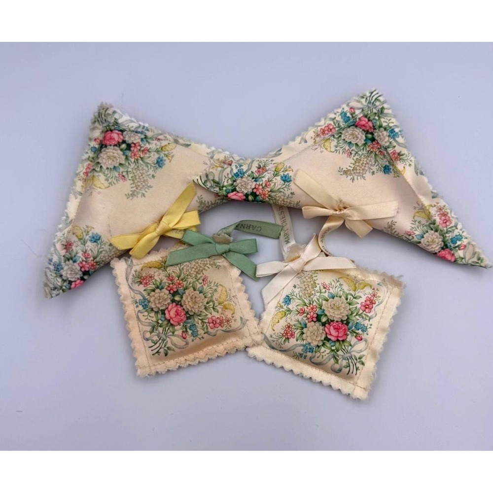 Vintage Duchess Sachet Set Floral‎ Lavender Sachets Drawer Fresheners